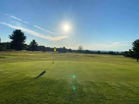 Hillcrest Golf Course photo