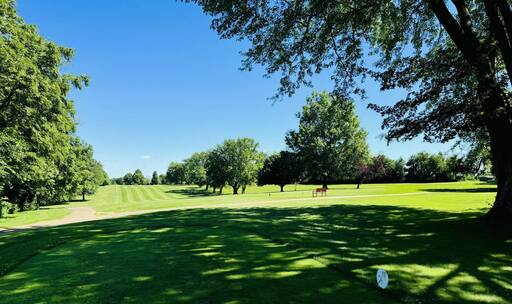 Prairie Knolls Country Club photo